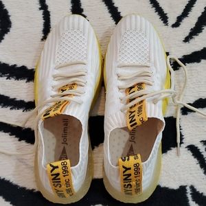 Womens athletic shoes Jolimall